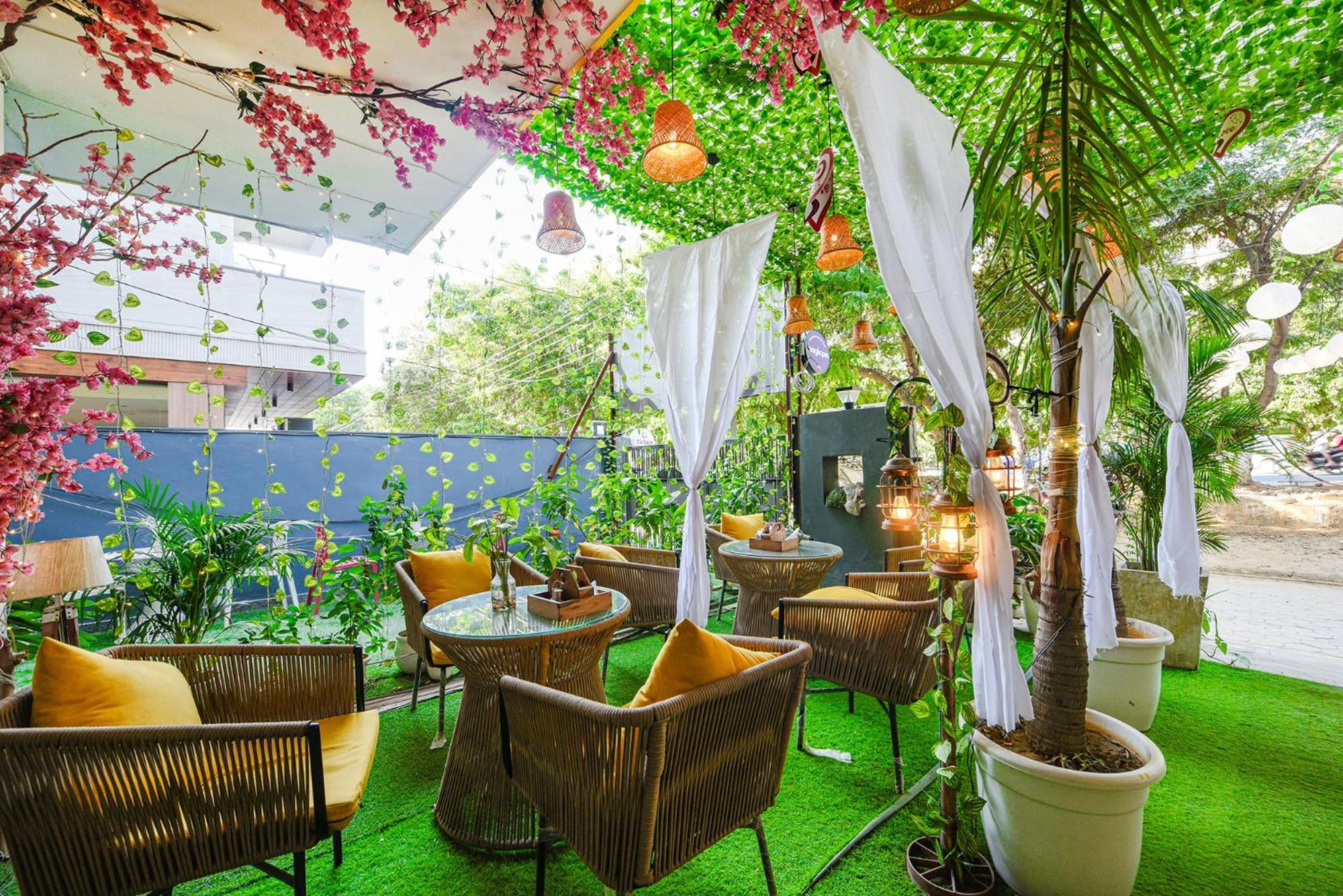 Fabhotel Old Meple Leaf Гургаон Экстерьер фото
